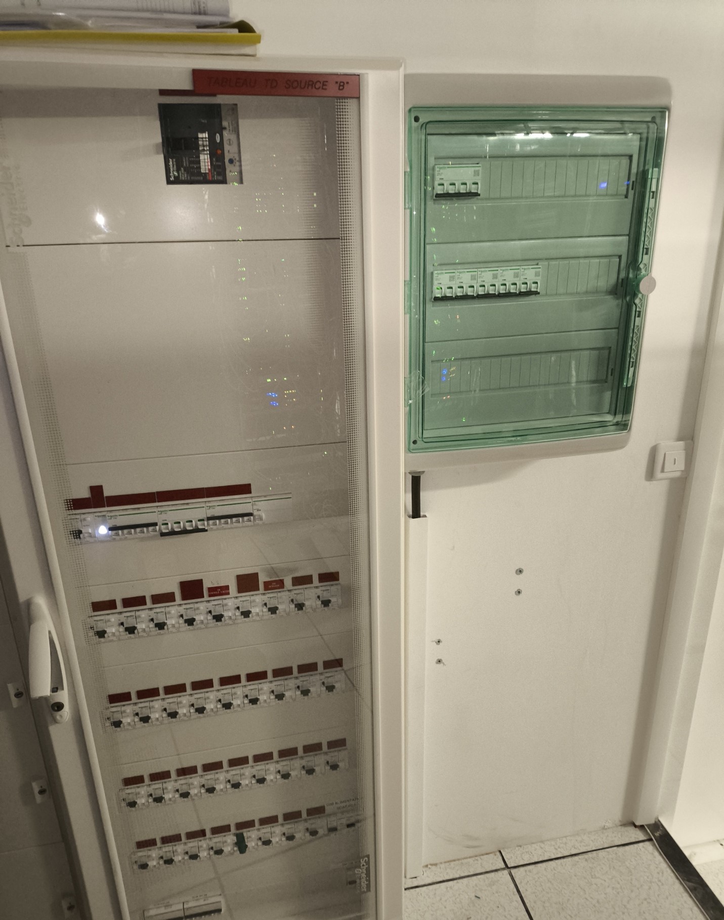 Armoire industrielle